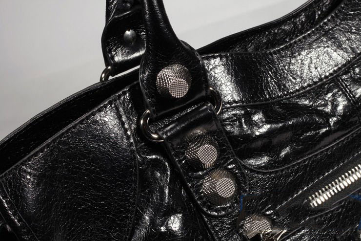 black-(5)