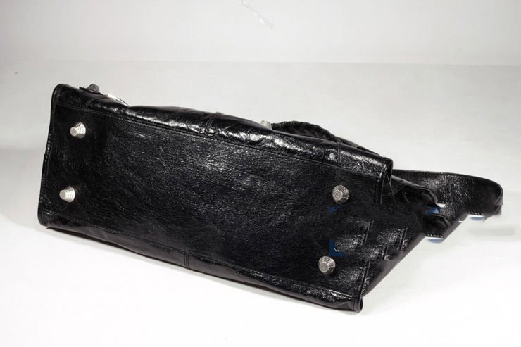 black-(9)