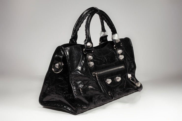 black-(2)