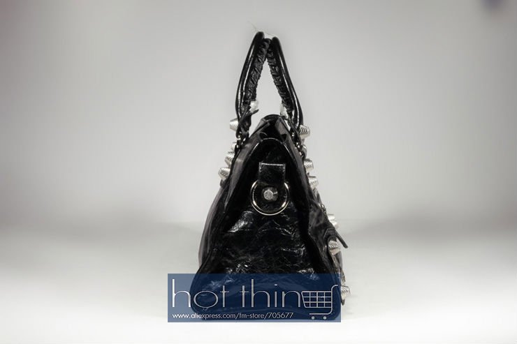 black-(3)