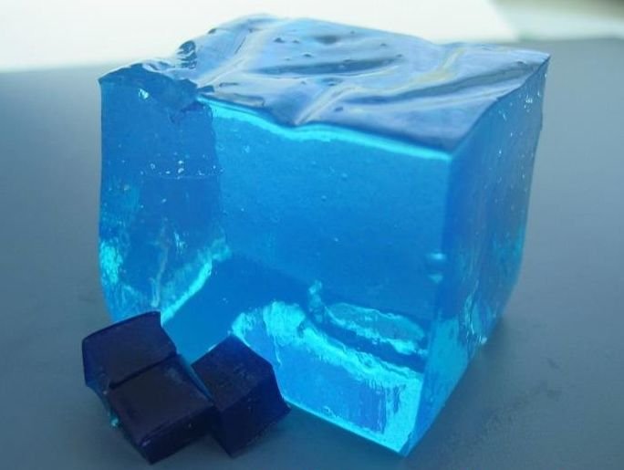 Cubic-blue.JPG