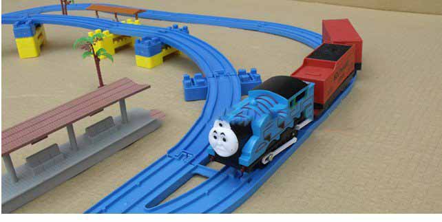 train toy 2.jpg