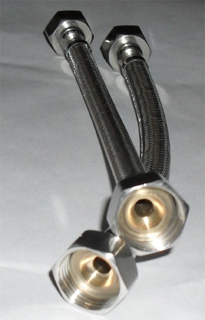 two hoses-F-5012.jpg