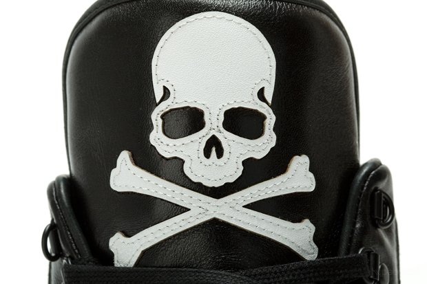 mastermind-japan-adidas-originals-hardland-sneakers-8.jpg