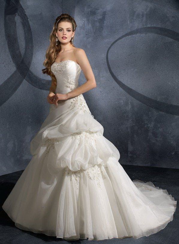 Mori Ivory A-line strapless Court Train sleeveless embroidery Organza Satin Wedding Dress.jpg