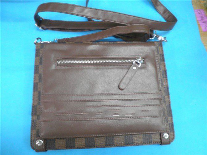 leather bag for ipad 6.jpg