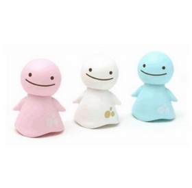 Pink With Shake Head Smile Expression Action Figure