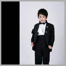 White Tuxedo Boys Attire Suit Wedding Suit(Clothes+Pants+tie)
