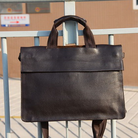 2011 New Mans Fashion Handbag with 100% Genuine Leather Guaranteed
