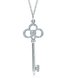 925 Sterling Silver Peach Blossom Handle Key Necklace P22