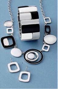 Free Shipping 38 2011 Lia Sophia Cassava Necklace, Bracelet, & Earrings Set