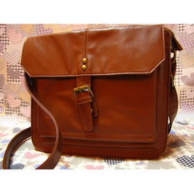 2011 Latest Lady Pu Shoulder Bag by Free Shipping