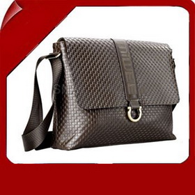 2011 NEW MEN'S CASUAL TOTE,MAN'S LEATHER BRIEFCASE,HAND BAG SHOULDER BAG,WHOLESALE FREE SHIPPING HOT SALE