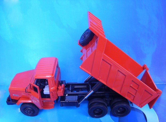 Best Selling 2011 Newest Guaranteed 100% 1:50 Red Datong Payload Heavy Duty Trucks Toy