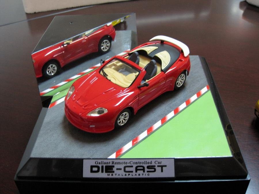 1:43 5 Channels R/c Mini Car Toys (Alloy Material) Die-Cast Alloy Mini Car with CE and ROHS Certificates