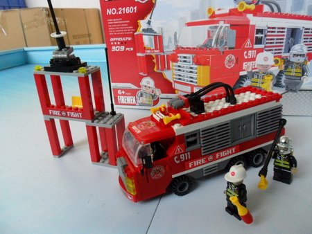 Fire Station Intelligent Blocks Toys for Kids 3-15 Educational Blocks Toy Brick Toys for Children