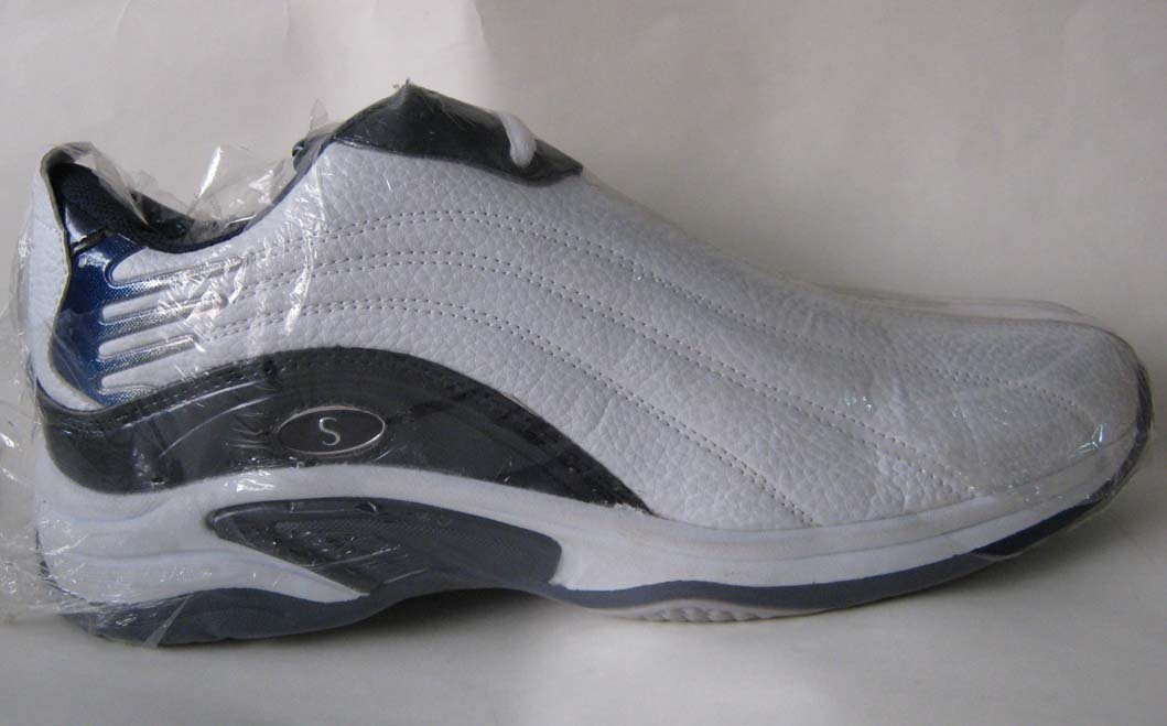 TPR Men Basketball Shoe