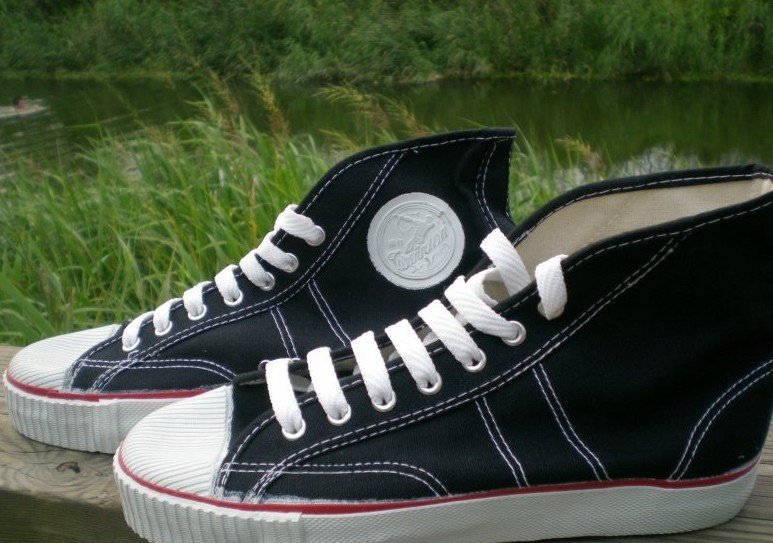 The Top Brand Shoes,chinese Warrior Shoes Since 1935,fashion Shoes,high Tops Basketball Shoes,the Best Gift +Free Shipping