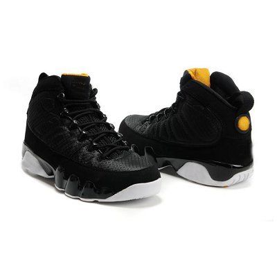 Free Shipping!Brand New Mens Basketball Shoes, Sport Shoes with Famous Brand Logo On It!size:8-13