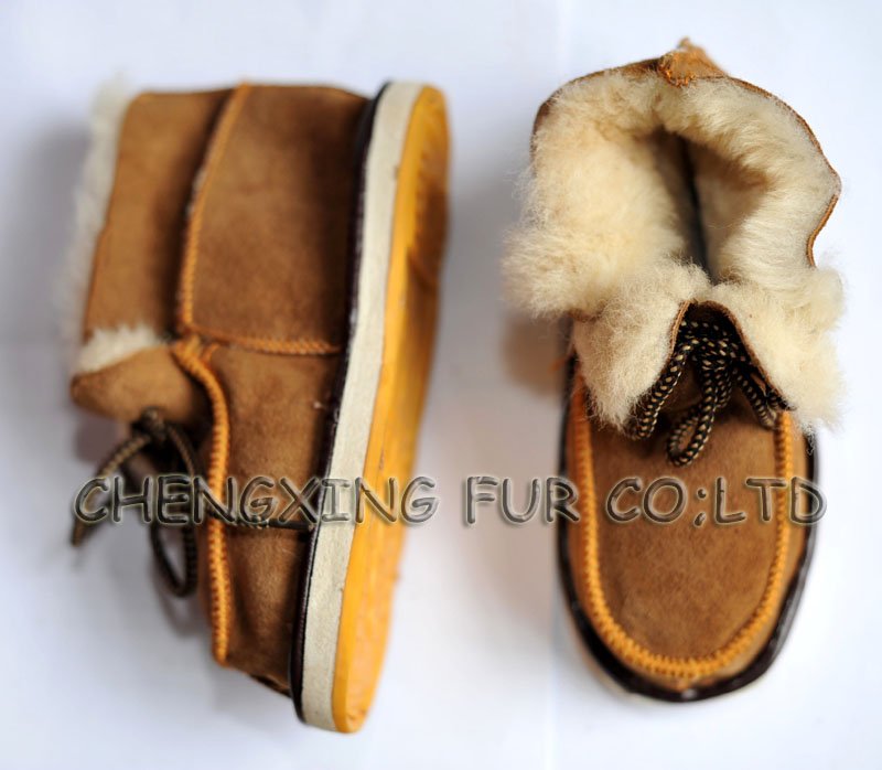 FREE SHIPPING ~Genunie Sheared Sheep Skin Baby Shoes