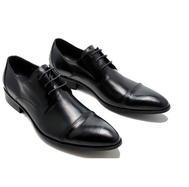 Men's formal dress shoes