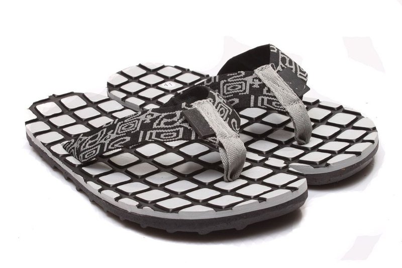 Wholesale Free Shipping Men's Brand Sandals, Summer Shoes, Fashion Flip Flop Slippers,beach Shoes for Man Size 40-44