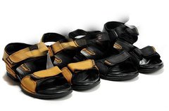 Free Shipping Fashion Sandalsmen's Sandals Different Colors/styles