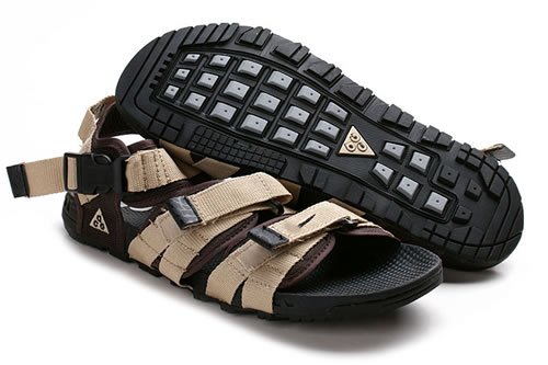 Wholesale 2010 Hot Sale Brand New Sandals/Brand Men's Sandals/Walking Shoes/Sneakers/Loafers/Size 40-44 + Free Shipping