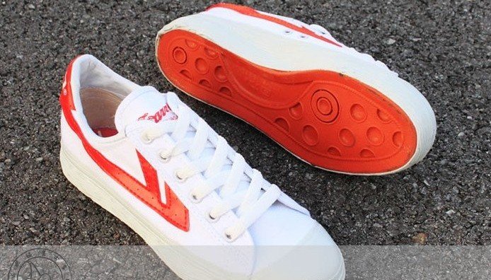 Warrior Sneakers Basketball Shoes Authentic Retro Shoes, Sports Shoes Couple with The Classic White Line WB-1