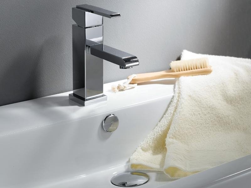 Free Shipping! Copper Square Luxury All Hot and Cold Water Basin Faucet WD-392