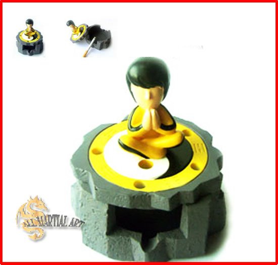 Free Shipping Quality Gifts Kung Fu Legend Bruce Lee Series Ashtray (GT0004) !