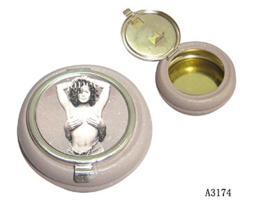 Small and Exqusite Metal Ashtrays Mini Ashtray Portable Ashtray 25pieces Per Set