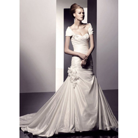 Hot Sale Bridal Wedding Dress 2011 Fashion Design Floor Length Wholesale Price+free Shipping Top Quality