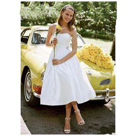 Free Shipping Wedding Dress A Line Wedding Gown Strapless DB0033