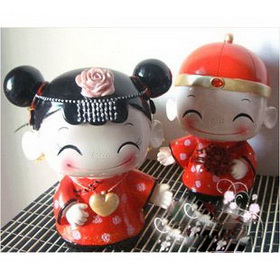 New Arriave Free Shipping Wholesale 1pair/lot Top Quality Resin Dolls Gift/Wedding Gift/ Cute Piggy Bank
