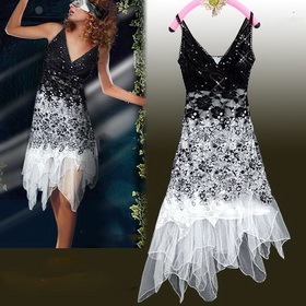 New Flowing Black White Retail Designer Lace Short Cocktail Dresses 00045WH
