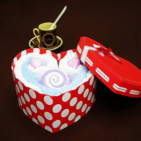 Free Shipping !Gift Towel / Couple Gifts / Wedding Accessories / Christmas Valentine's Day Wedding Favor Gift