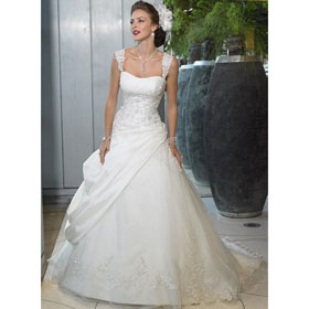 Free Shipping Wholesale Retail Ruffle Princess Wedding Dresses/evening Dress/bride Gown/bridesmaid Dress/wedding Accessory/veil