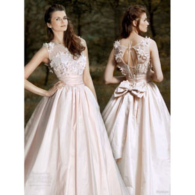 2011 Newest Famous Designer Custom Made Wedding Dress
