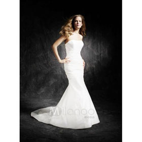 White Mermaid Trumpet Sweep Strapless Satin Wedding Go