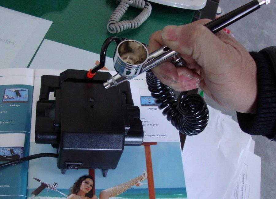 Make Up Airbrush Machine,Airbrush+Mini Air Compressor WithCE,Quality Goods with Cheap Price,50%discount of Shipping Cost By UPS