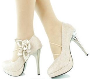 Pu Material Upper High Heel Closed Toe With Beautiful Flower Dress Loafers