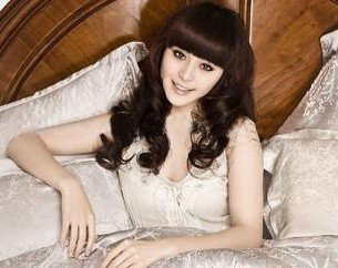 New Long Length Curly Hair Wig Cosplay Costume Party Wigs