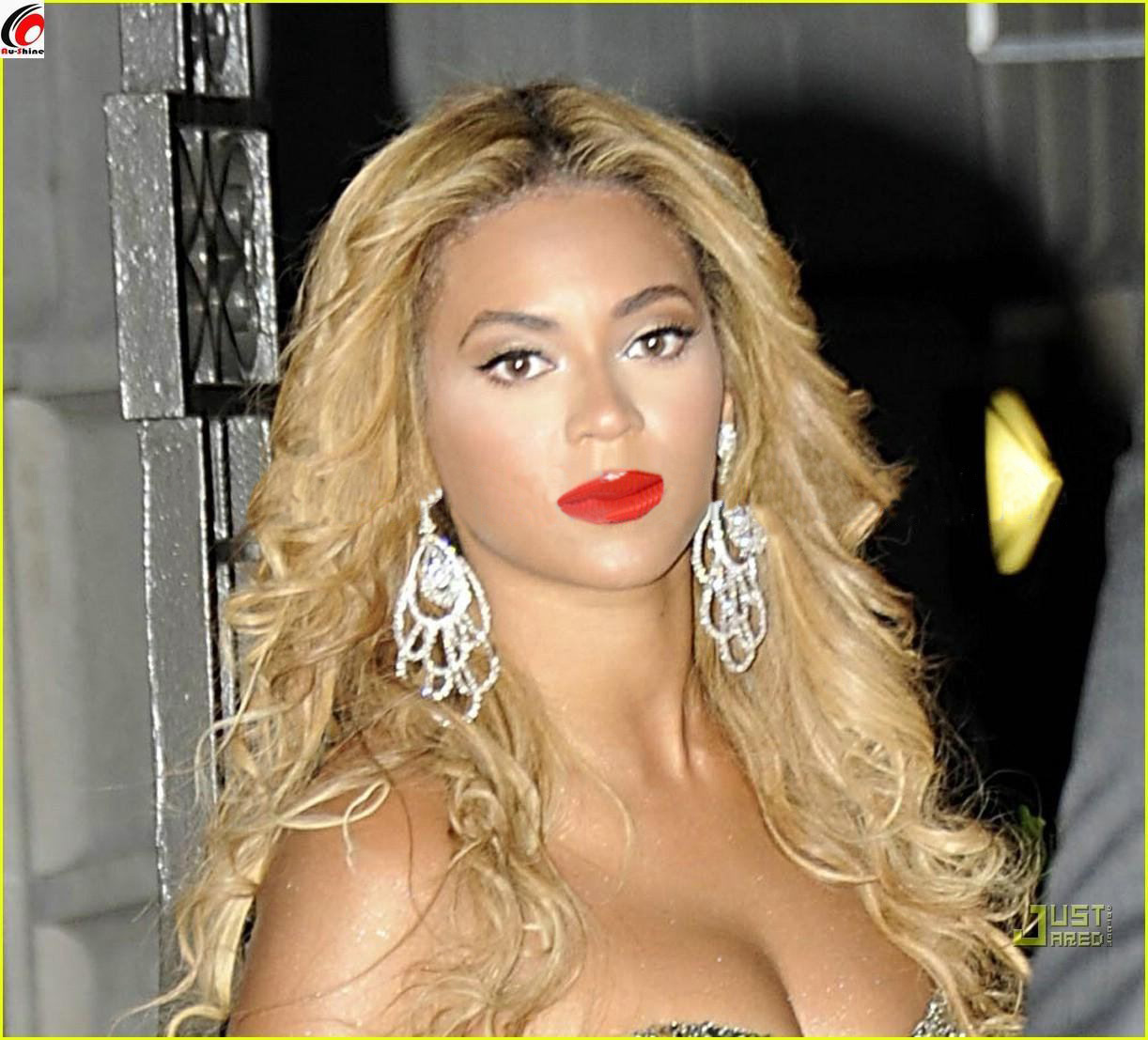 Beyonce Curly Deep Wave Golden Long Style Full Lace Wigs
