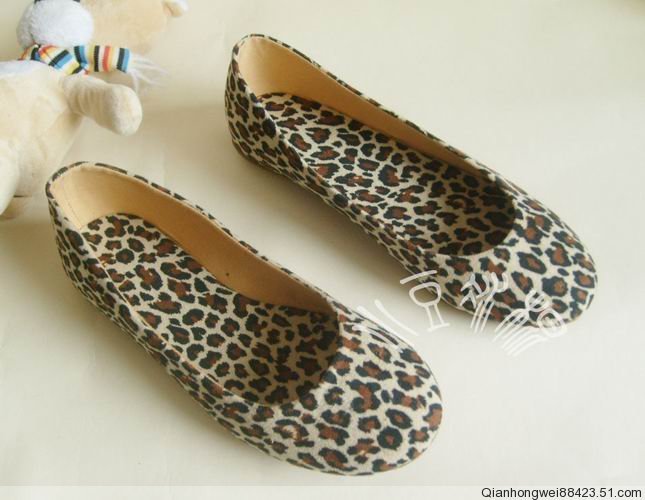 Leopard Flat Bottom Leather & PU Women's Casual Shoes