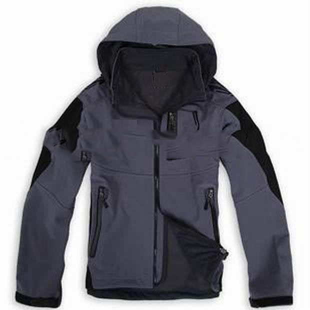 Hooded Style Soft Shell Waterproof & Outerwear Men's Jacket