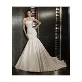 Strapless Organza Satin Beach Princess Floor-length Glamorous & Dramatic Ivory Wedding Dress