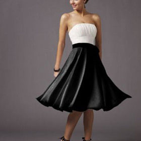 Black & White Sleeveless Knee-length Court Train Wedding Dresses