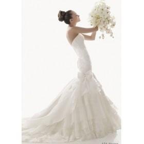 Sleeveless Organza White Floor-length Court Train Wedding Dresses