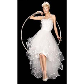 Sexy Style White Scalloped-Edge Tulle Off-the-shoulder Cathedral Train Wedding Dresses